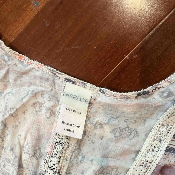 L*Space Lovestruck Remini Romper Cream Mauve Pink Bell Sleeve Boho Pattern Sz L - Picture 2 of 8